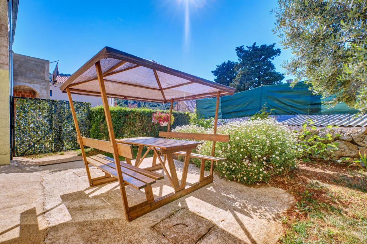 Ferienwohnung Sven Veli Lošinj Exterior foto