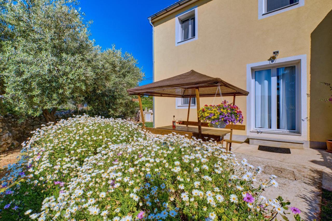 Ferienwohnung Sven Veli Lošinj Exterior foto